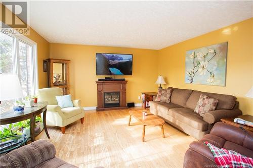 15 Hilton Drive, Moncton, NB - Indoor Photo Showing Living Room With Fireplace