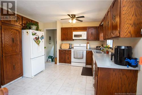 15 Hilton Drive, Moncton, NB - Indoor Photo Showing Kitchen