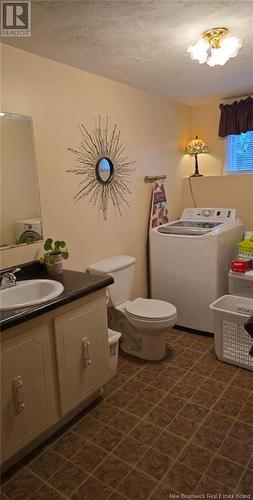 15 Hilton Drive, Moncton, NB - Indoor Photo Showing Bathroom