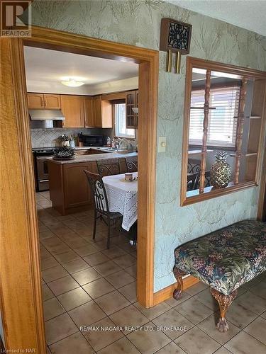 78 Ashburn Crescent, Vaughan (East Woodbridge), ON - Indoor Photo Showing Kitchen