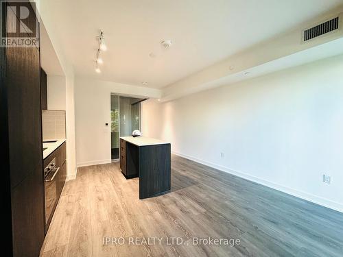 304 - 117 Broadway Avenue N, Toronto, ON - Indoor