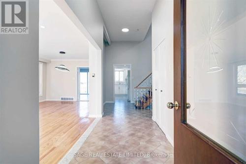 94 Rockford Road, Toronto, ON - Indoor Photo Showing Other Room