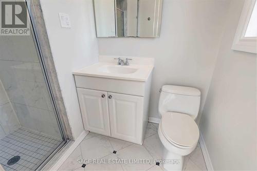 94 Rockford Road, Toronto, ON - Indoor Photo Showing Bathroom