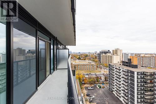 1401 - 117 Broadway Avenue, Toronto, ON - Outdoor With Balcony