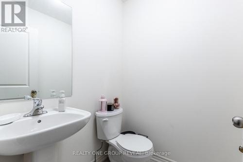 526 Danks Ridge Drive, Ajax, ON - Indoor Photo Showing Bathroom