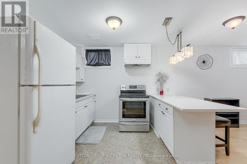 24 Ruffet Drive, Barrie, ON - Indoor Photo Showing Kitchen