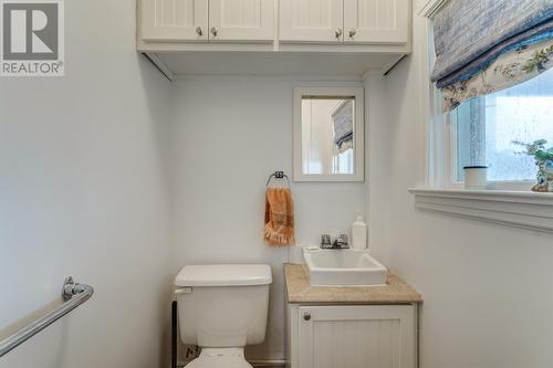 82 Bonaventure Avenue, St. John'S, NL - Indoor Photo Showing Bathroom