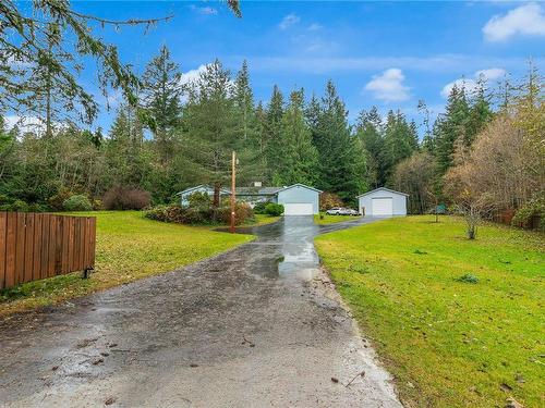 6513 Phantom Rd, Lantzville, BC 