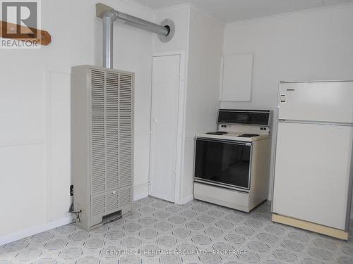 29 King Street, North Dundas, ON - Indoor Photo Showing Kitchen