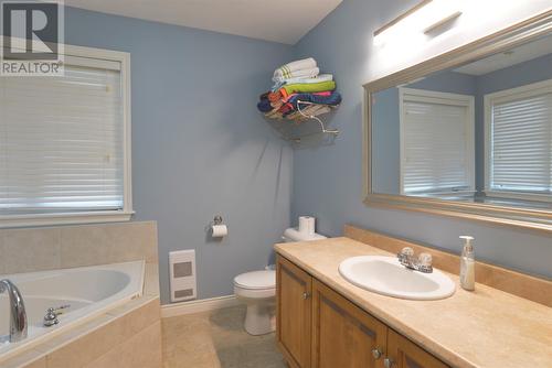 6 Navajo Place, St. John'S, NL - Indoor Photo Showing Bathroom