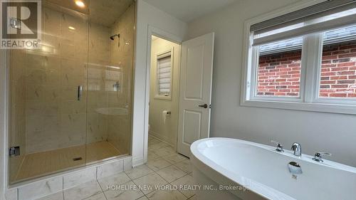 31 Concert Hill Way, East Gwillimbury, ON - Indoor Photo Showing Bathroom