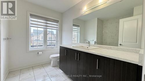 31 Concert Hill Way, East Gwillimbury, ON - Indoor Photo Showing Bathroom