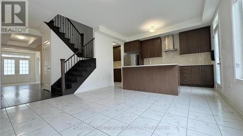 31 Concert Hill Way, East Gwillimbury, ON - Indoor Photo Showing Other Room