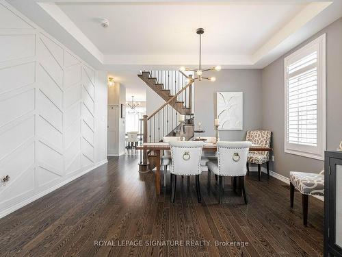 2 Hackett St, East Gwillimbury, ON - Indoor Photo Showing Dining Room