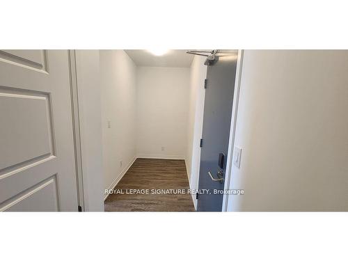 404-3285 Carding Mill Tr, Oakville, ON -  Photo Showing Other Room