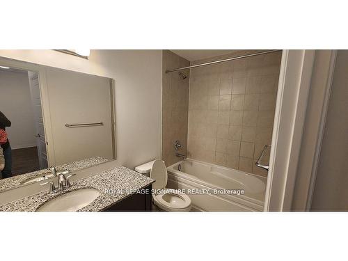 404-3285 Carding Mill Tr, Oakville, ON - Indoor Photo Showing Bathroom