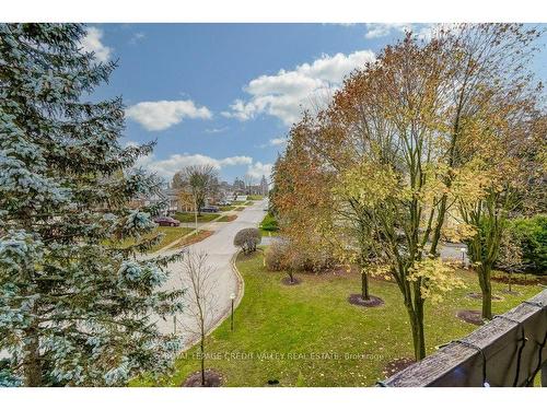 302-6 Shettleston Dr, Cambridge, ON - Outdoor With View