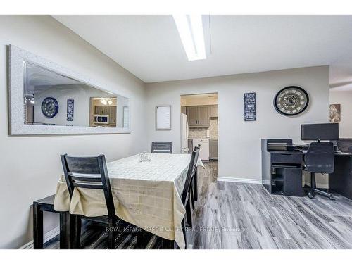 302-6 Shettleston Dr, Cambridge, ON - Indoor Photo Showing Dining Room