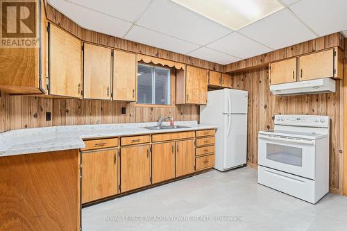 75 King Street, Halton Hills, ON - Indoor Photo Showing Kitchen