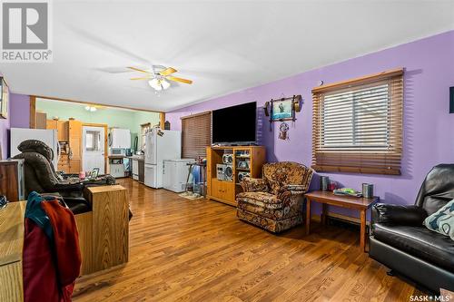 444 Grandview Street W, Moose Jaw, SK - Indoor Photo Showing Living Room