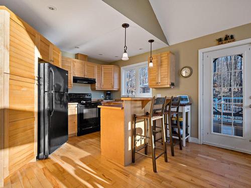 Cuisine - 160 Rue Gouin, Mont-Tremblant, QC - Indoor Photo Showing Kitchen