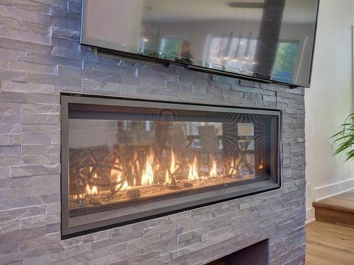 Other - 650 Mtée Du Village, Saint-Joseph-Du-Lac, QC - Indoor Photo Showing Living Room With Fireplace