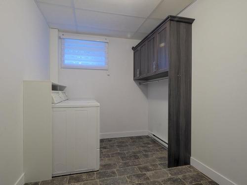 Salle de lavage - 1940 Rue Nicolas-Perrot, Trois-Rivières, QC - Indoor Photo Showing Laundry Room