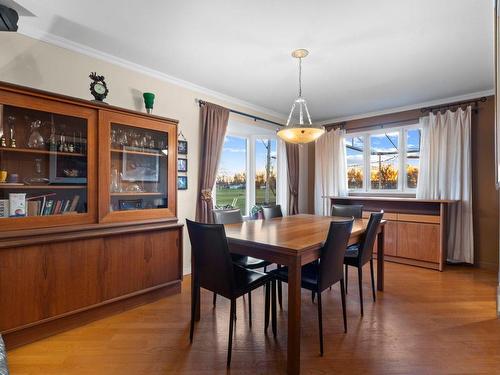 Salle Ã  manger - 33 Rue Surrey, Dollard-Des-Ormeaux, QC - Indoor Photo Showing Dining Room