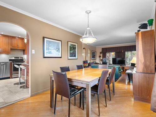 Salle Ã  manger - 33 Rue Surrey, Dollard-Des-Ormeaux, QC - Indoor Photo Showing Dining Room