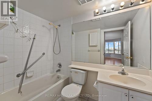 1003 - 2628 Mccowan Road, Toronto, ON - Indoor Photo Showing Bathroom