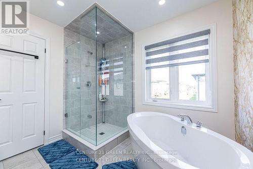 2079 Hallandale Street, Oshawa, ON - Indoor Photo Showing Bathroom