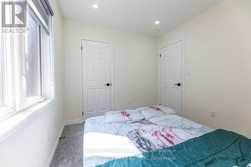 2079 Hallandale Street, Oshawa, ON - Indoor Photo Showing Bedroom