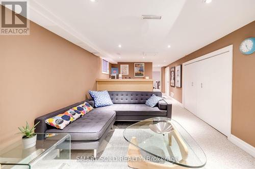 104 Cadorna Avenue, Toronto, ON - Indoor Photo Showing Living Room