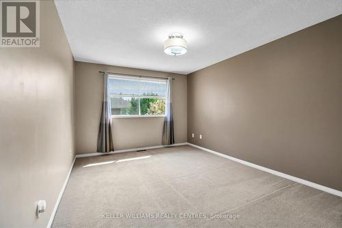 1 Gilbank Drive, Aurora, ON - Indoor Photo Showing Other Room