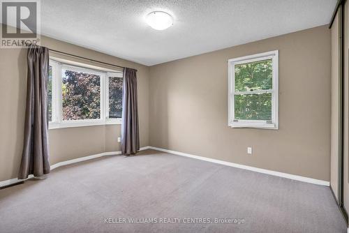 1 Gilbank Drive, Aurora, ON - Indoor Photo Showing Other Room