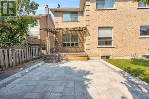 1 Gilbank Drive, Aurora, ON - Outdoor