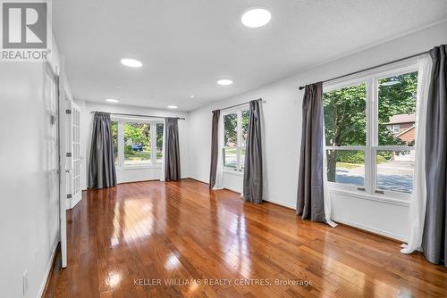 1 Gilbank Drive, Aurora, ON - Indoor Photo Showing Other Room