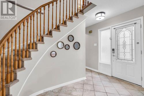 1 Gilbank Drive, Aurora, ON - Indoor Photo Showing Other Room