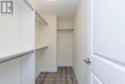 910 - 9075 Jane Street, Vaughan, ON - Indoor With Storage