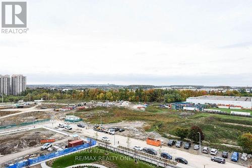 910 - 9075 Jane Street, Vaughan, ON - Outdoor With View