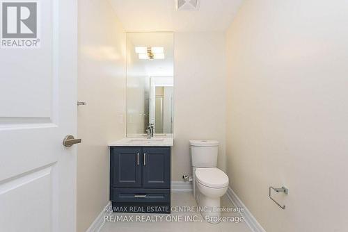 910 - 9075 Jane Street, Vaughan, ON - Indoor Photo Showing Bathroom