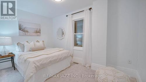 263 Haig Street, Oshawa (O'Neill), ON - Indoor Photo Showing Bedroom