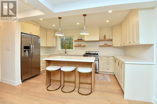 622 Woodland Avenue, Burlington, ON - Indoor Photo Showing Kitchen With Upgraded Kitchen