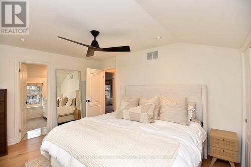 622 Woodland Avenue, Burlington, ON - Indoor Photo Showing Bedroom