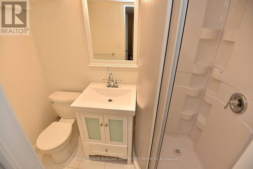 622 Woodland Avenue, Burlington, ON - Indoor Photo Showing Bathroom