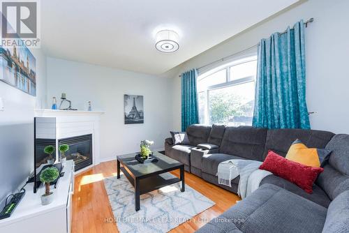 78 Pauline Crescent, Brampton, ON - Indoor Photo Showing Living Room With Fireplace