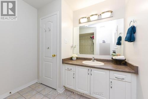 78 Pauline Crescent, Brampton, ON - Indoor Photo Showing Bathroom