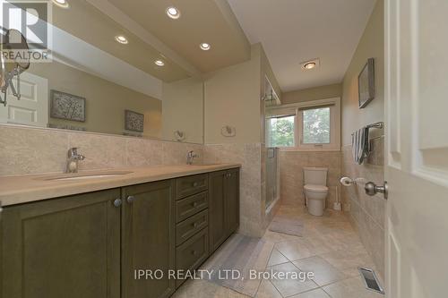 16 Cedar Drive, Caledon, ON - Indoor Photo Showing Bathroom