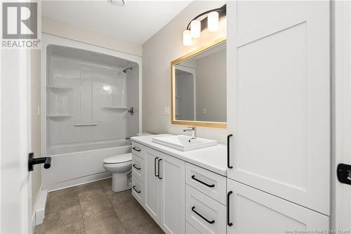 121 Laforest, Shediac, NB - Indoor Photo Showing Bathroom