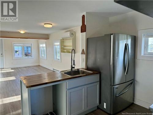 431 Ch De La Cote, Grande-Digue, NB - Indoor Photo Showing Kitchen